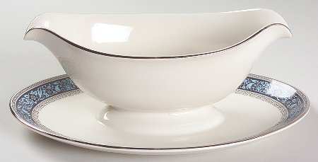 Overture Gravy Boat with Attached Underplate