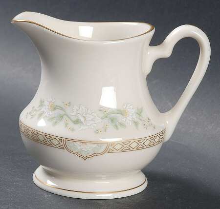 Pavilion Creamer