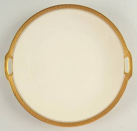 PIC1 Handled Cake Plate