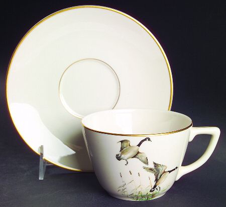 PIC4 Oversized Cup & Saucer Set