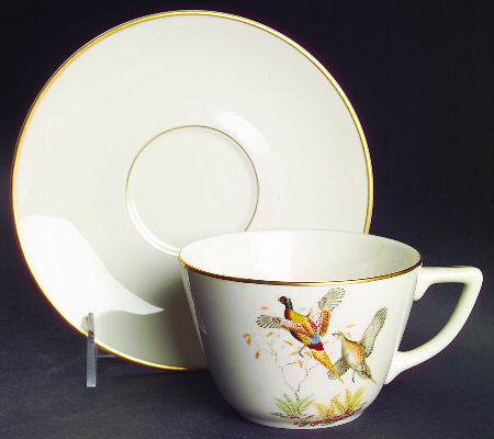 PIC4 Oversized Cup & Saucer Set
