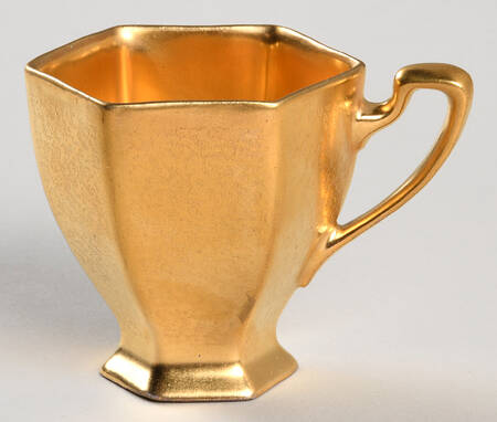 Plain Encrusted Footed Demitasse Cup
