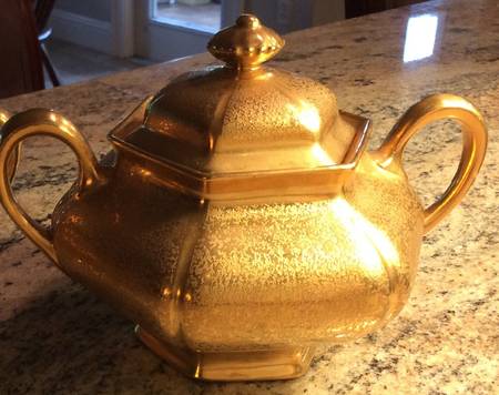 Plain Encrusted Sugar Bowl & Lid