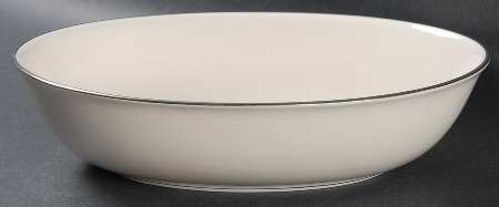 Pristine 9" Oval Vegetable Bowl