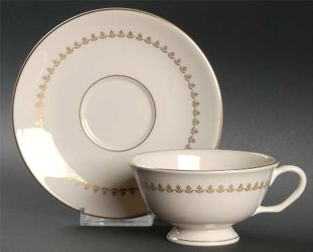 Regina Footed Cup & Saucer Set