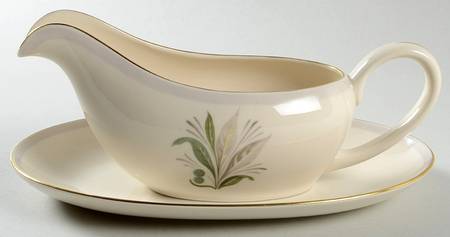 Reverie Gray (Gold Trim) Gravy Boat & Underplate