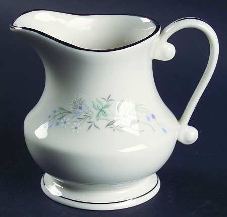 Remembrance Creamer