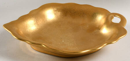 Rose and Daisy 8" Leaf Dish
