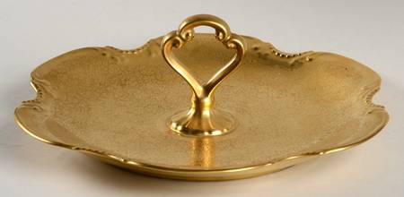 Rose and Daisy Round Serving Plate with Handle (DP)