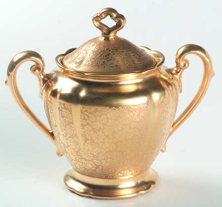 Rose and Daisy Sugar Bowl & Lid by Pickard