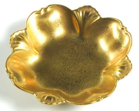 Rose and Daisy Nut Dish