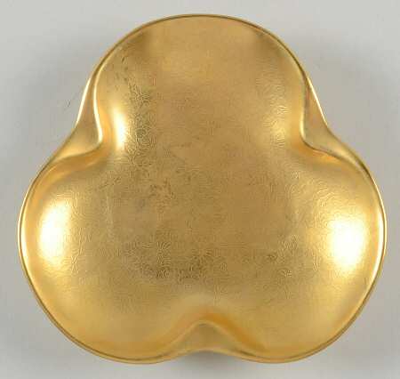 Rose and Daisy 5" Ashtray
