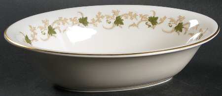 Savannah 9" Oval Vegetable Bowl