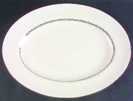Silver Wreath 15" Oval Serving Platter