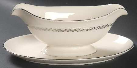 Silver Wreath Gravy Boat with Attached Underplate