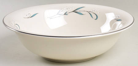 Snowberry 9" Round Vegetable Bowl