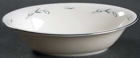 Snowberry 9" Oval Vegetable Bowl