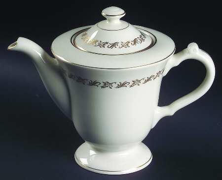 Sweetbrier Coffee Pot & Lid