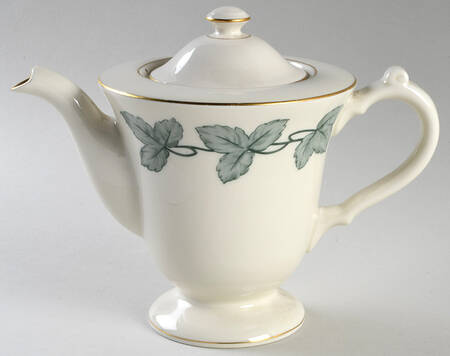 Sylvia Coffee Pot & Lid