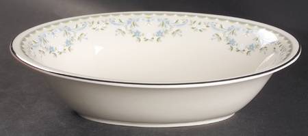 Tara 9" Oval Vegetable Bowl