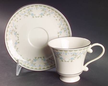 Tara Footed Cup & Saucer Set
