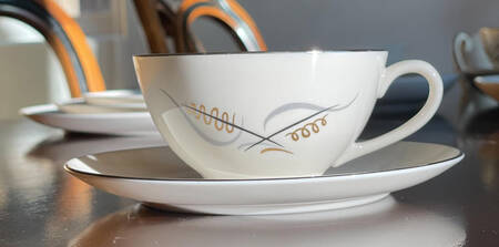 Flat Cup & Saucer Set