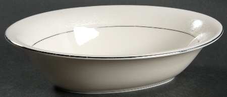 Venetia (Cream, Thin Platinum Trim) 9" Oval Vegetable Bowl