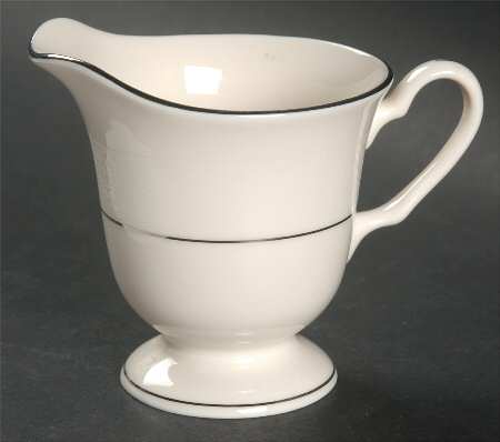 Venetia (Cream, Thin Platinum Trim) Creamer