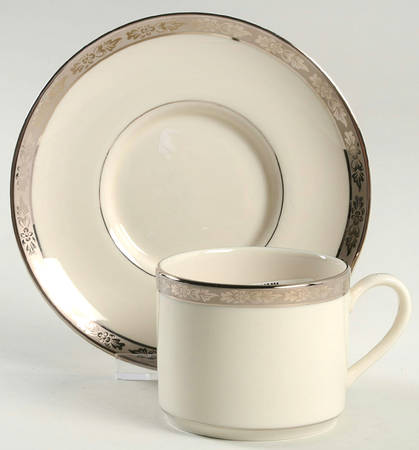 Flat Cup & Saucer Set