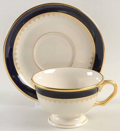 Footed Cup & Saucer Set