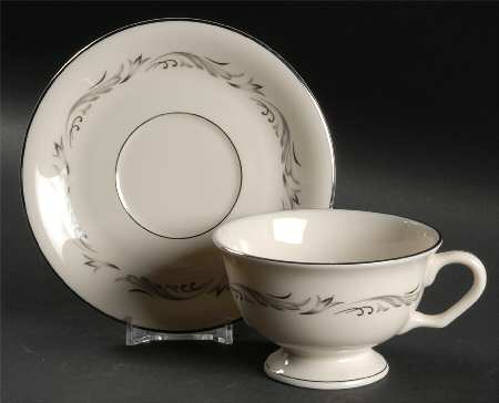 Windsor Footed Cup & Saucer Set