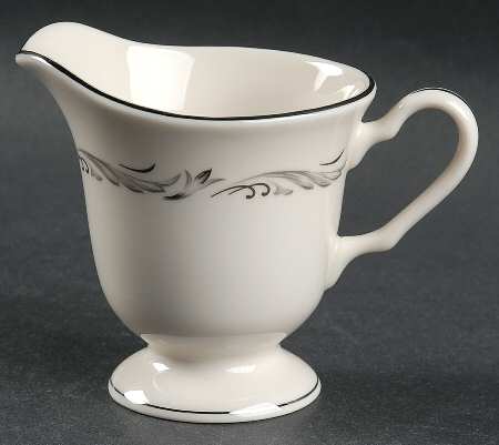 Windsor Creamer