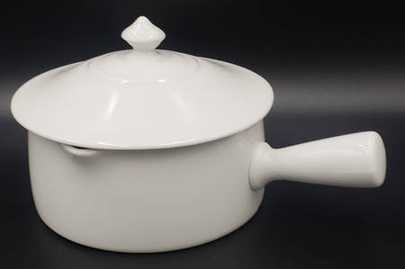 Culinaire White 1 Quart Saucepan & Lid