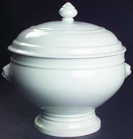 Culinaire White Tureen &  Lid