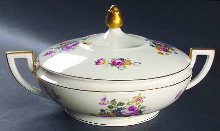 10649 Round Covered Vegetable