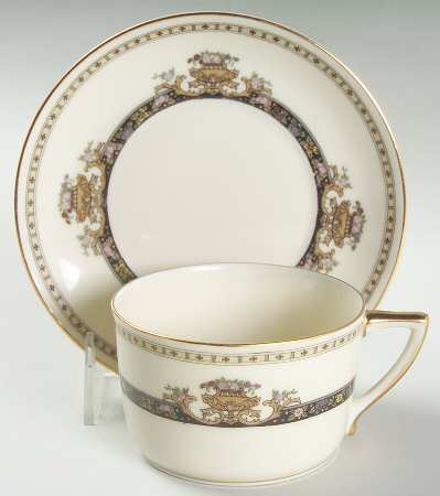Aladdin Oversized Cup & Saucer Set