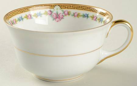 Carmen Flat Cup