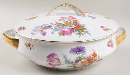 Dresden Round Covered Vegetable by Pirkenhammer