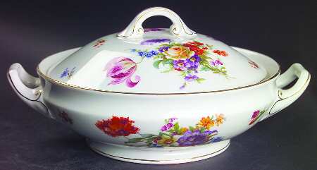 Dresden Round Covered Vegetable by Pirkenhammer