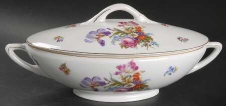Dresden Oval Covered Vegetable