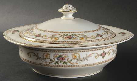Persian Round Covered Vegetable