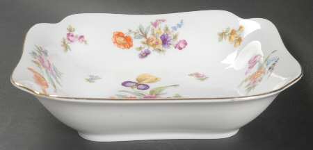 11281 8" Square Vegetable Bowl