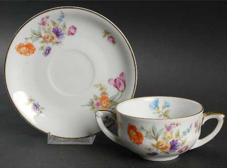 11281 Flat Bouillon Cup & Saucer