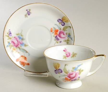 11281 Footed Cup & Saucer Set