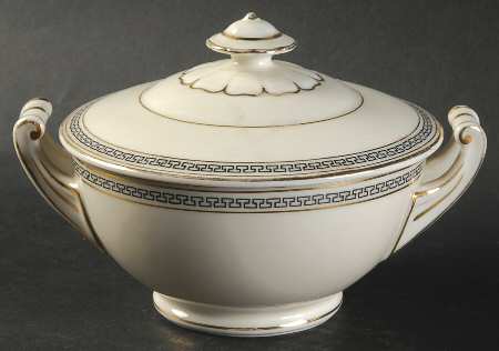 PIR18 Sugar Bowl & Lid