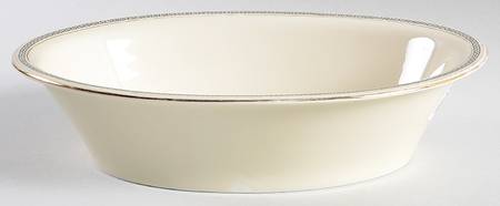 PIR18 10" Oval Vegetable Bowl