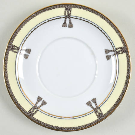 Promenade Saucer