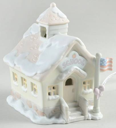 Sugar Town Figurines & Houses School House-Lighted - Sword Trademark With Box