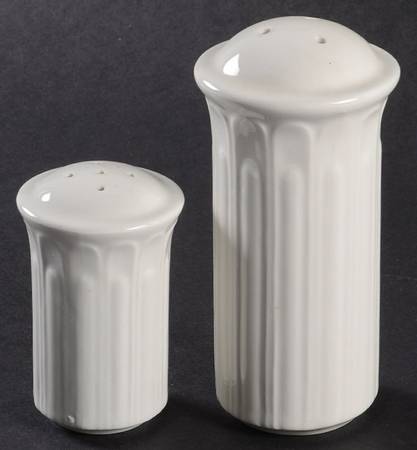 Acanthus Salt & Pepper Set