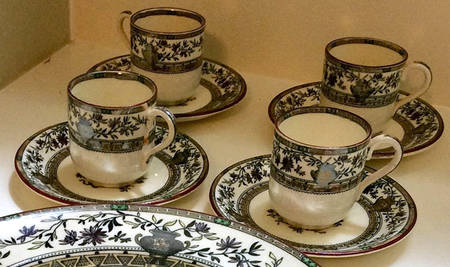Honfleur Footed Cup & Saucer Set